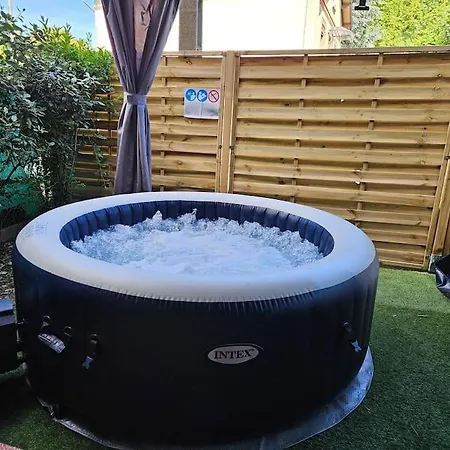 Garden Plazza Jacuzzi Prive Apartment Toulouse